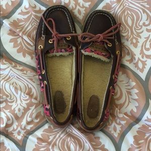 Pink leopard-print Sperry Top Siders size 8.5